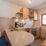 Ferienheim Gabi Daire *