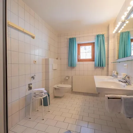 Ferienheim Gabi アパート ノイシュティフト・イム・シュトゥーバイタール