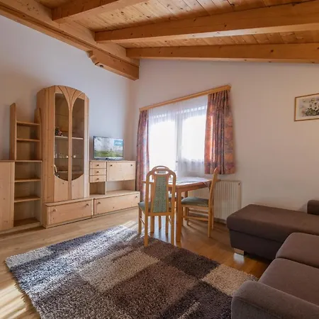 Ferienheim Gabi * ノイシュティフト・イム・シュトゥーバイタール